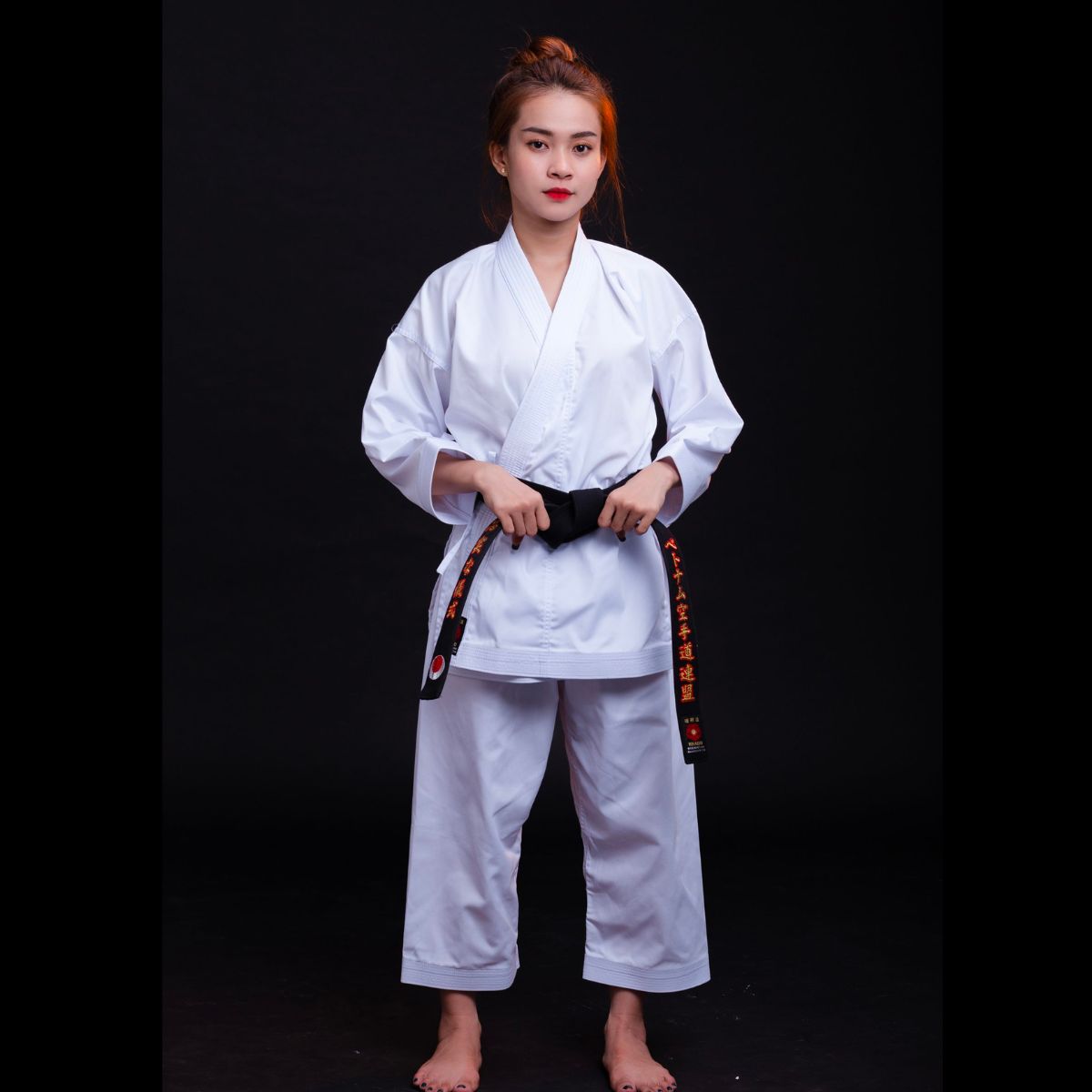 Võ phục karate là loại võ phục đặc biệt được thiết kế cho môn karate